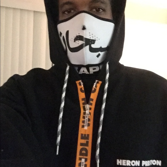 Meet your Posher, Travis - Picture 6 of 6